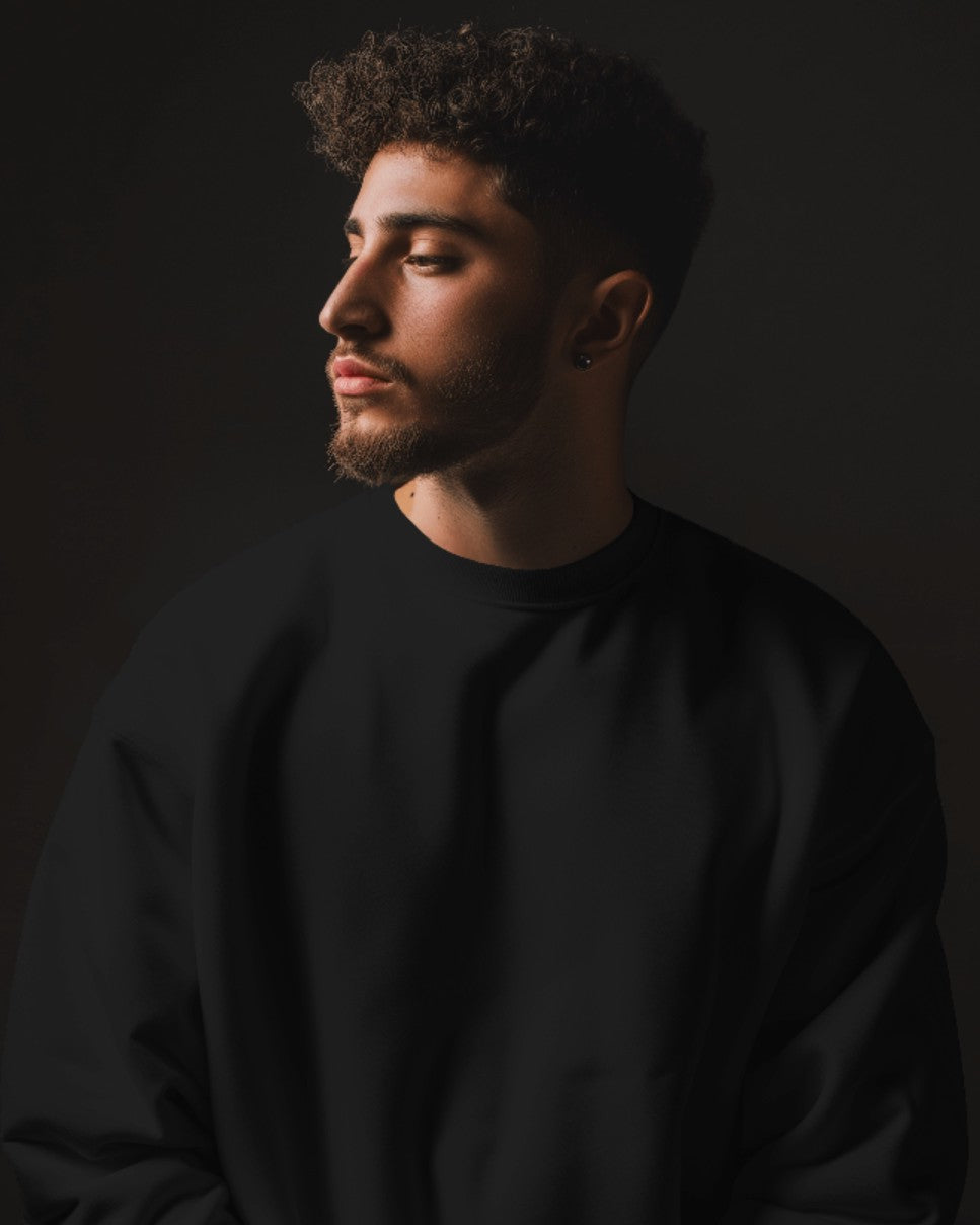 Black Elegance: The Ultimate 400 GSM Oversized Sweatshirt by Evo Vogue